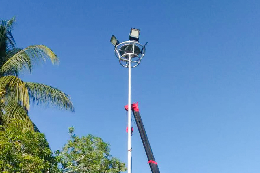 Thaiföld – High Pole Light